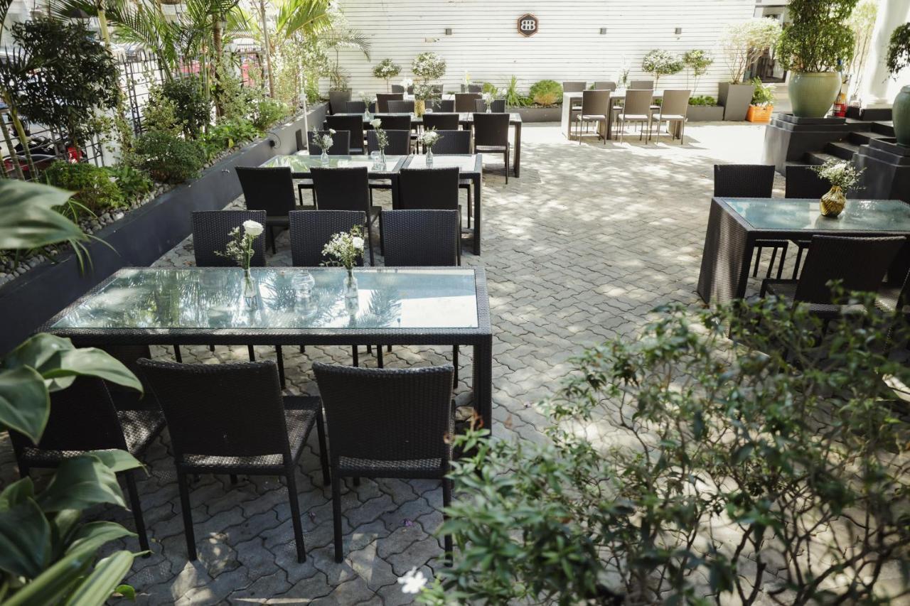 The Bourke Hotel Davao Exterior photo