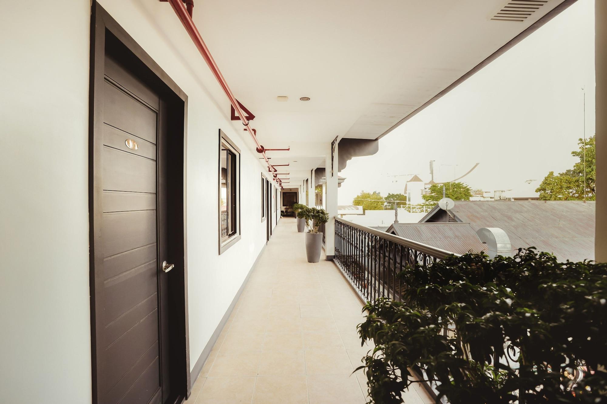 The Bourke Hotel Davao Exterior photo